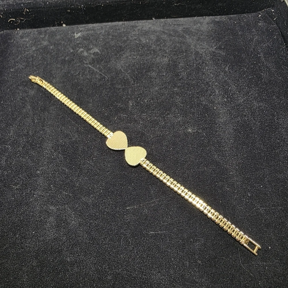 Gold Infinity Heart Bracelet